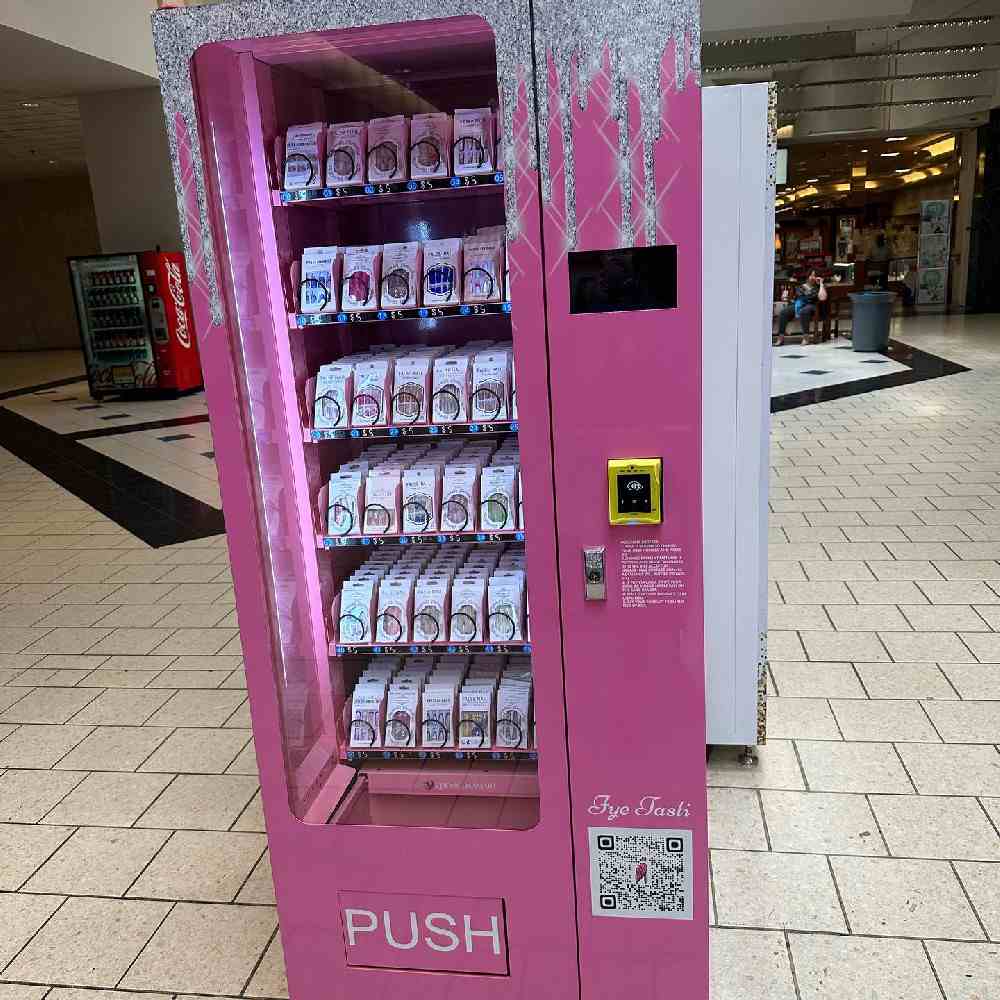 Mini Eyelash Vending Machine | Compact Beauty Vending Solution